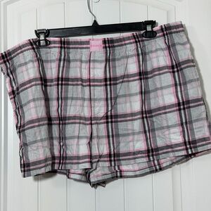 Plaid Cotton Lounge Shorts in White, Gray & Pink Joyspun 3x